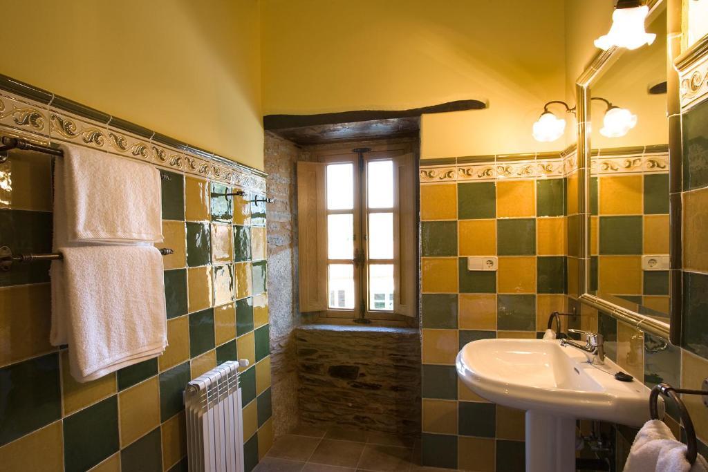 Hotel Pazo Santa María Arzúa Habitación foto