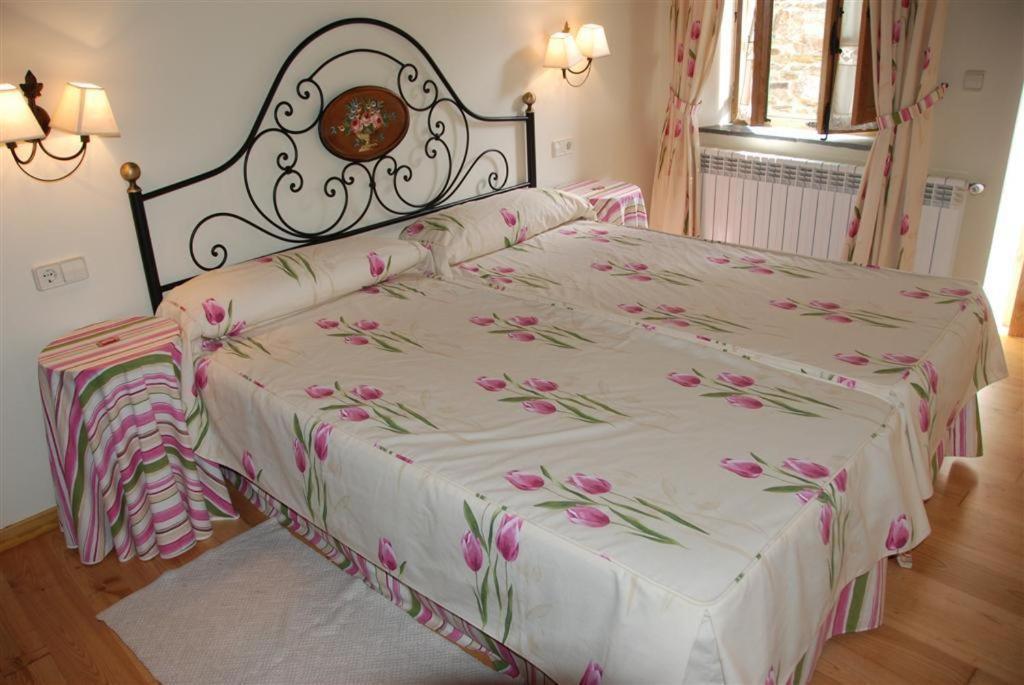 Hotel Pazo Santa María Arzúa Habitación foto